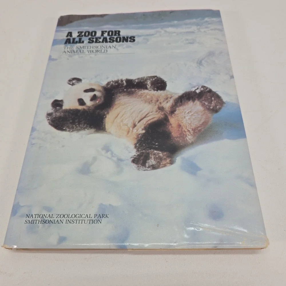 A Zoo For All Seasons: The Smithsonian Animal World